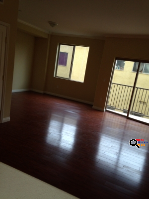 Apartment for Lease in Van Nuys, CA