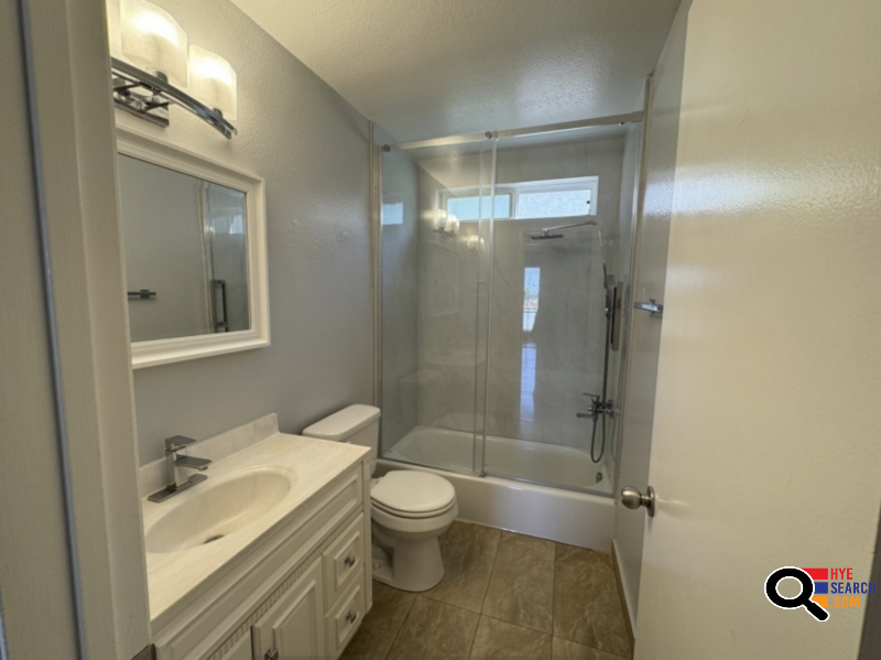 Apartment for Rent in Glendale, CA