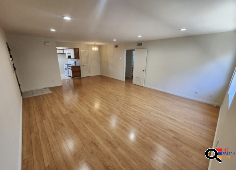 Apartment for Rent in  Glendale, CA