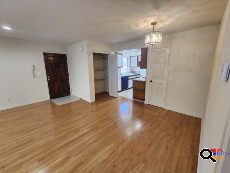 Apartment for Rent in  Glendale, CA