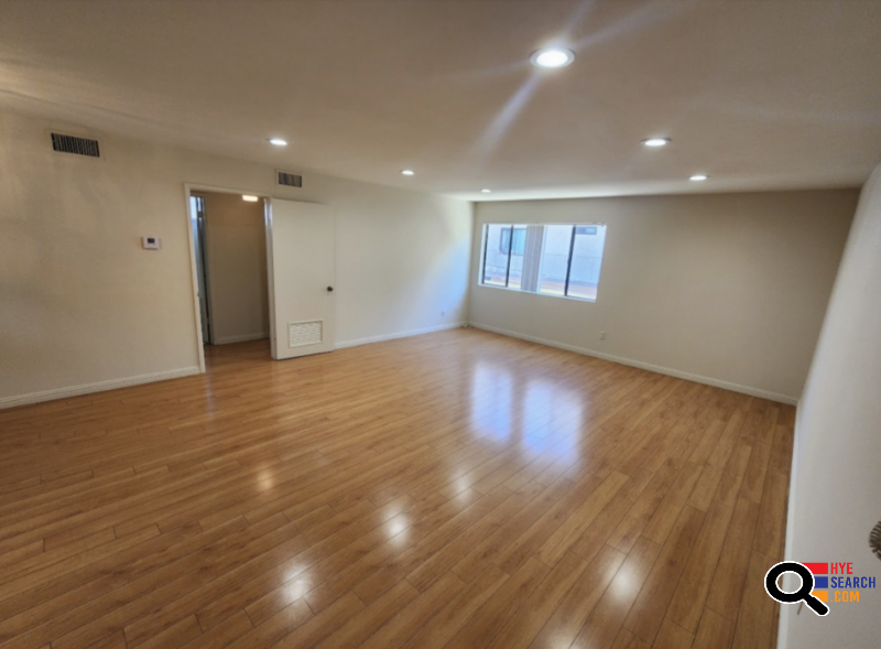 Apartment for Rent in  Glendale, CA