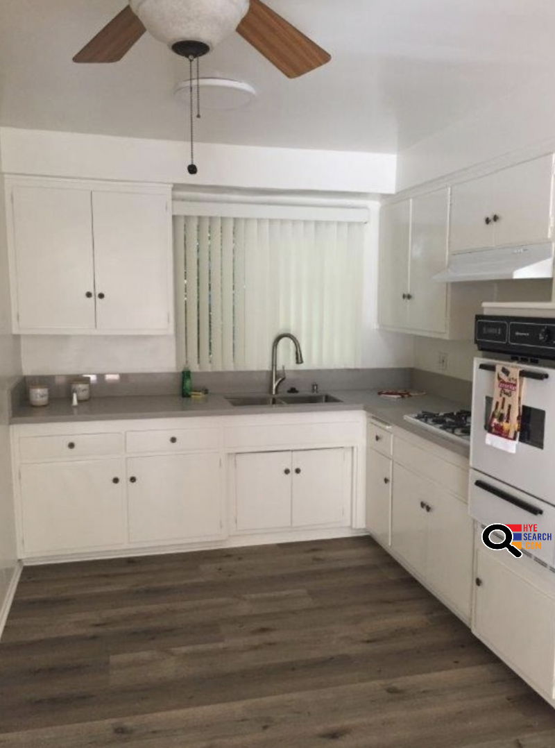 Apartment for Rent in  Glendale, CA