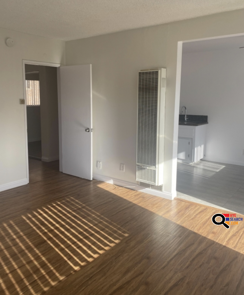  Apartment for Rent in  Glendale, CA