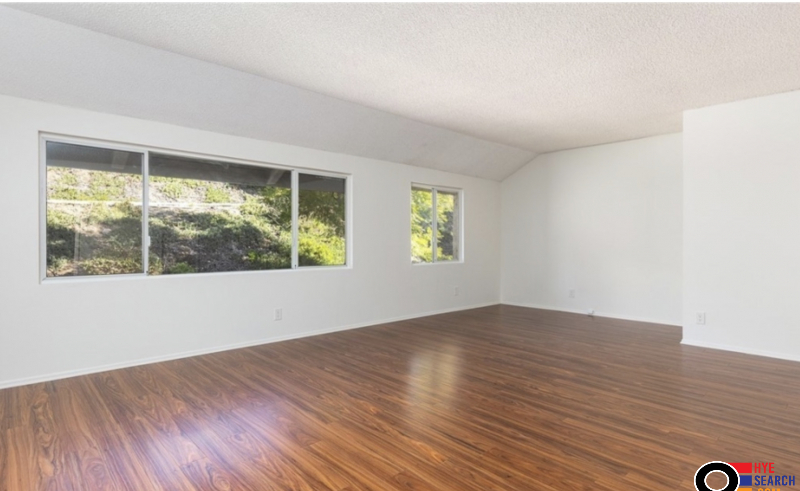  Townhouse For Rent in Burbank, CA