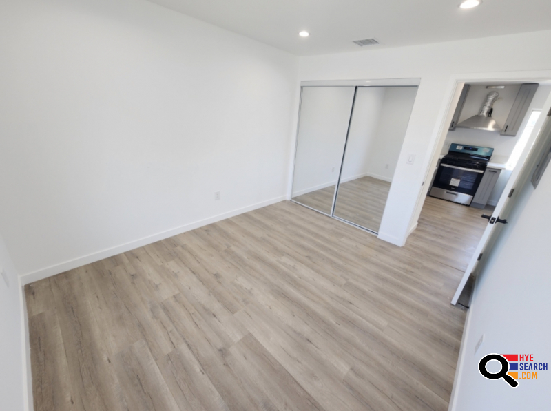 FULLY RENOVATED HOME FOR RENT, CENTRAL AC, WASHER DRYER, SS APPLS, QUARTZ COUNTER in SUNLAND, CA