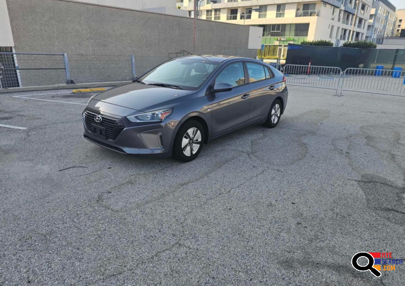 2017 Hyundai Ioniq Hybrid, Clean Title, 102000 miles for sale