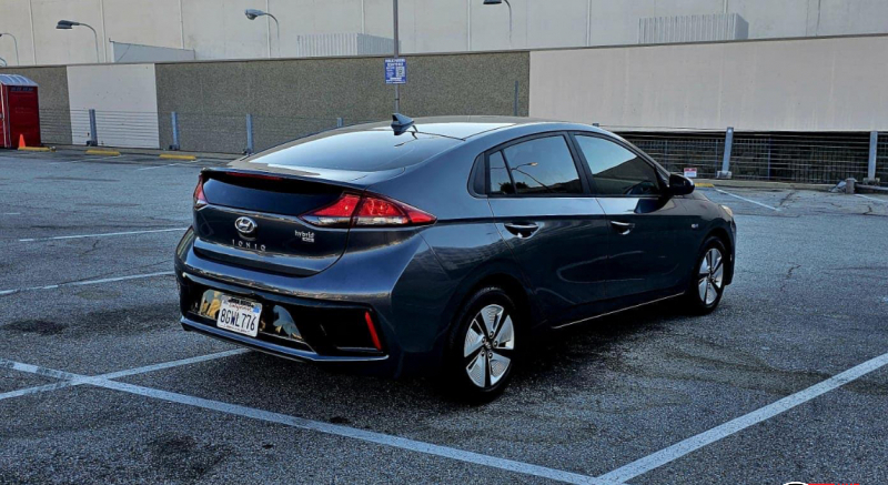  2019 Hyundai Ioniq Hybrid, Clean Title, 137000 miles, for sale