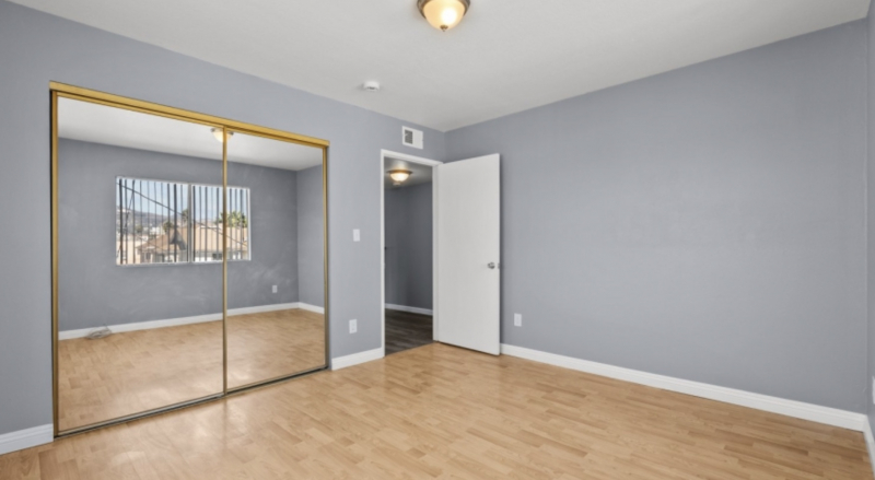  Apartment for Lease in Holywood, CA