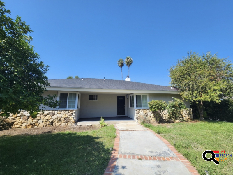  HOUSE FOR LEASE! FULLY RENOVATED, POOL, CENTRAL AC, GARAGE, WASHER DRYER, QUARTZ COUNTER in NORTHRIDGE, CA