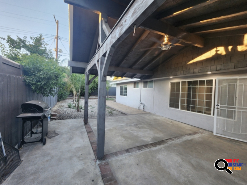 GORGEOUS HOME FOR RENT, FULLY RENOVATED, GARAGE, WASHER DRYER, SS APPLS in NORTHRIDGE, CA