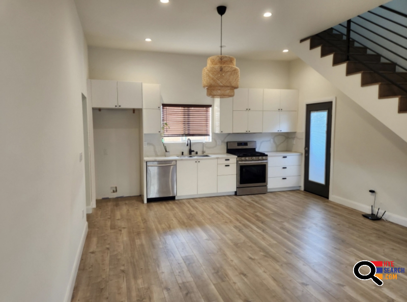  2 Houses for Rent Together in Tujunga, CA