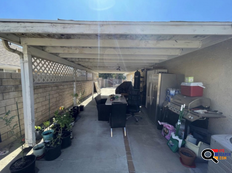 House for Rent in Panorama City, CA