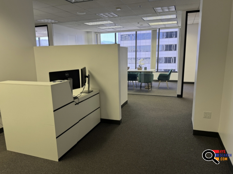 OFFICE FOR RENT in Glendale, CA