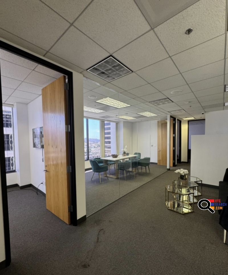 OFFICE FOR RENT in Glendale, CA