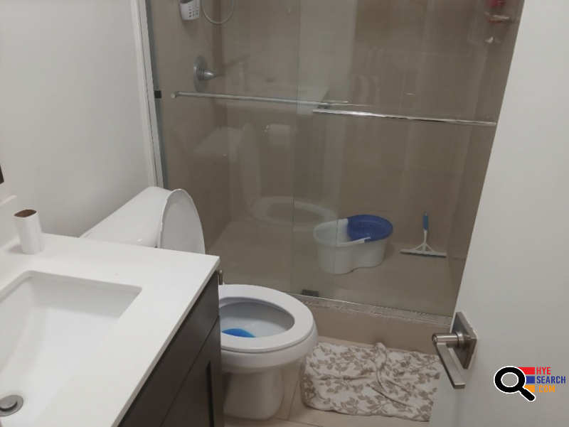 Master Bedroom for Rent in Glendale, CA