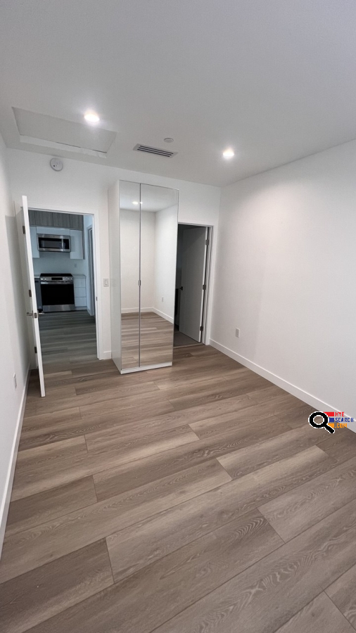 Unit for Rent in Glendale, CA
