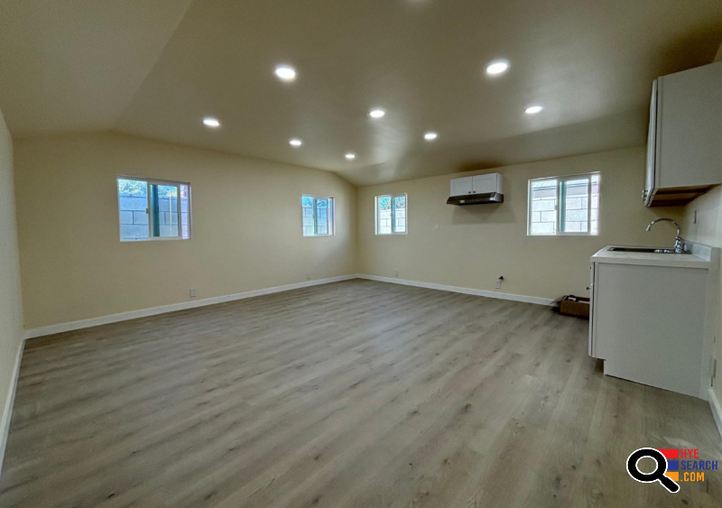 Brand-new residence for rent in Van Nuys, CA