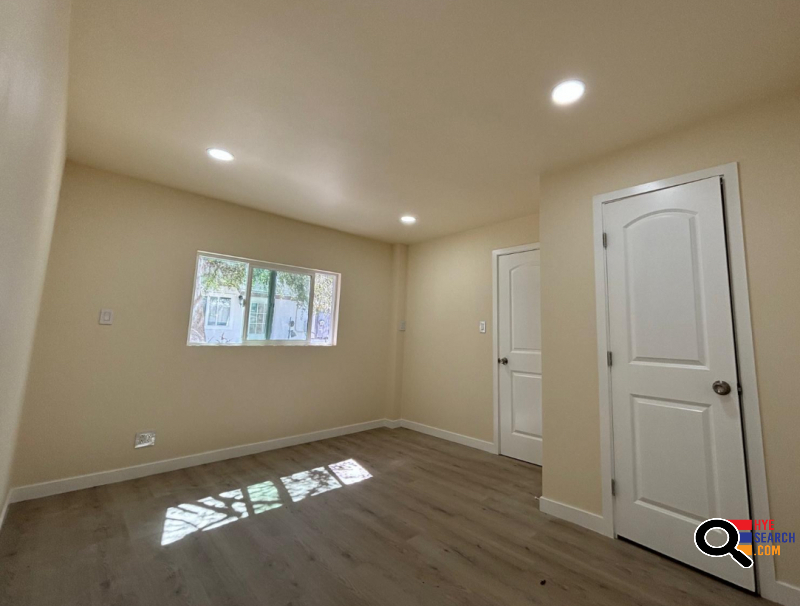 Brand-new residence for rent in Van Nuys, CA