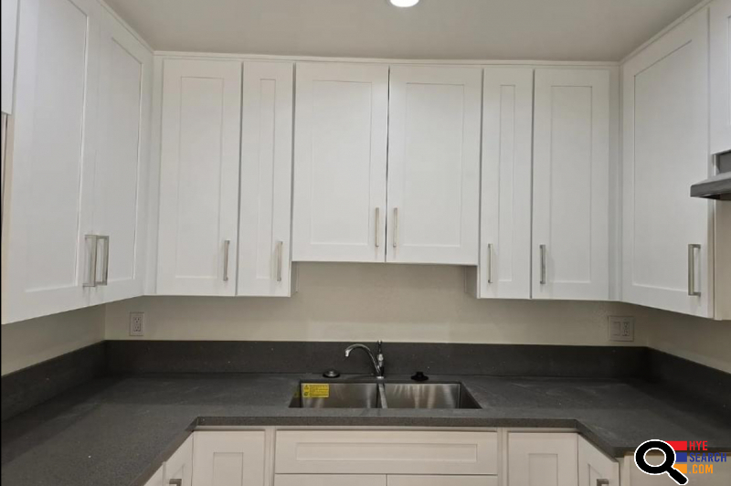 Apartment for rent in a prime location in North Glendale, CA