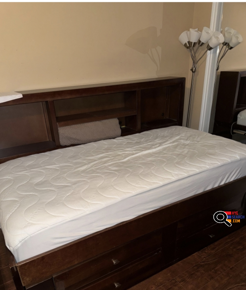 Twin Bed for Sale in Van Nuys, CA