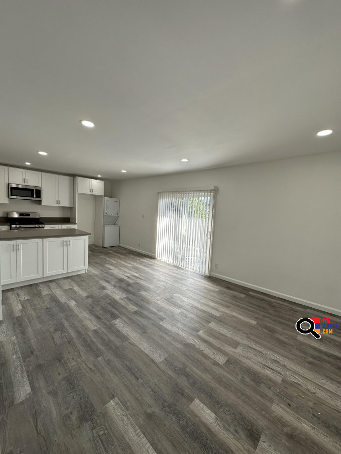 Apartment for Rent in North Hollywood, CA