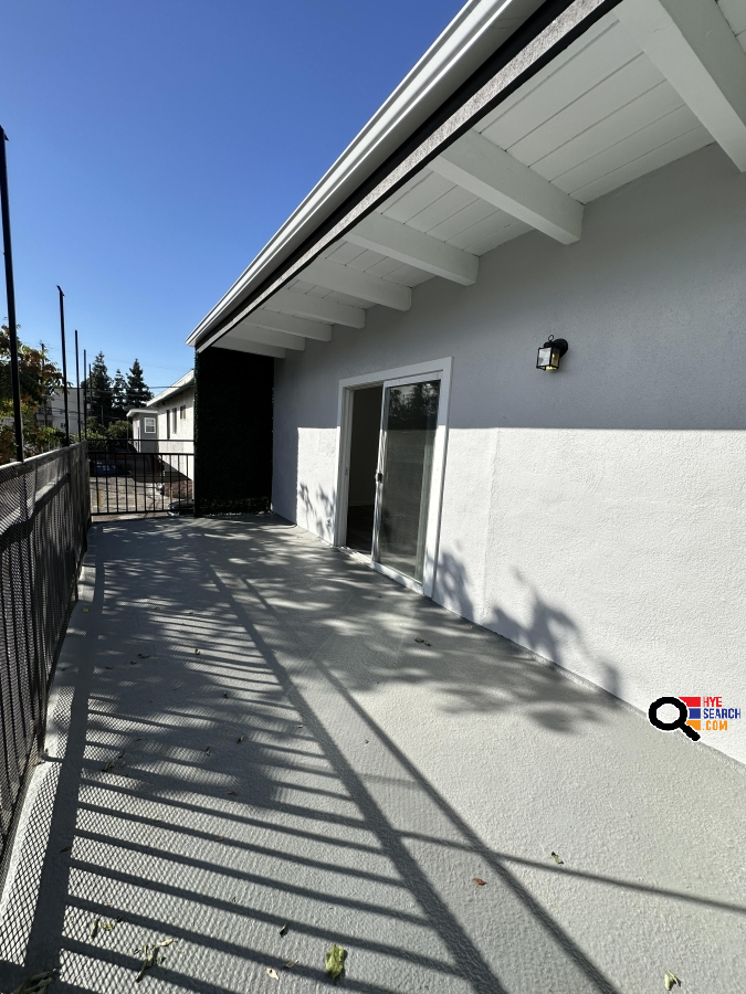 Apartment for Rent in North Hollywood, CA