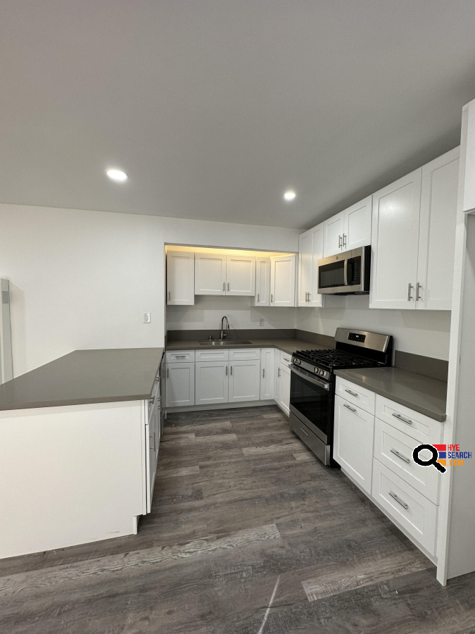Apartment for Rent in North Hollywood, CA