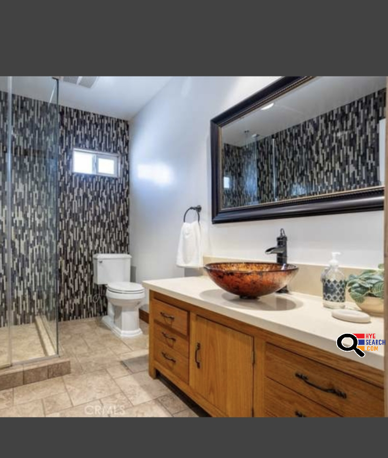 Home for Rent in North Hollywood, CA