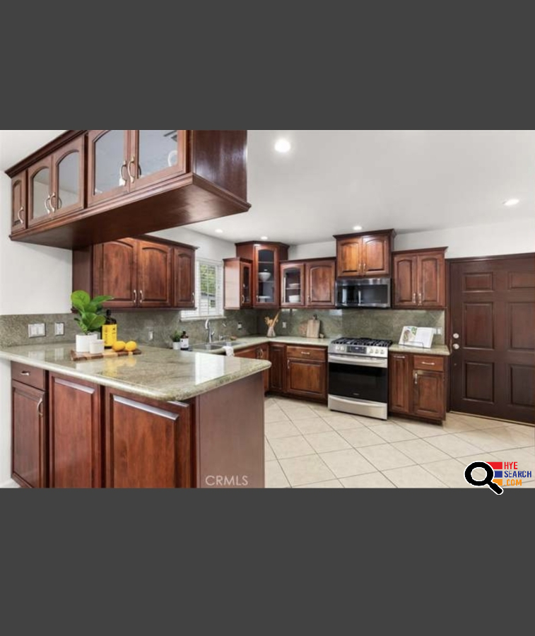 Home for Rent in North Hollywood, CA