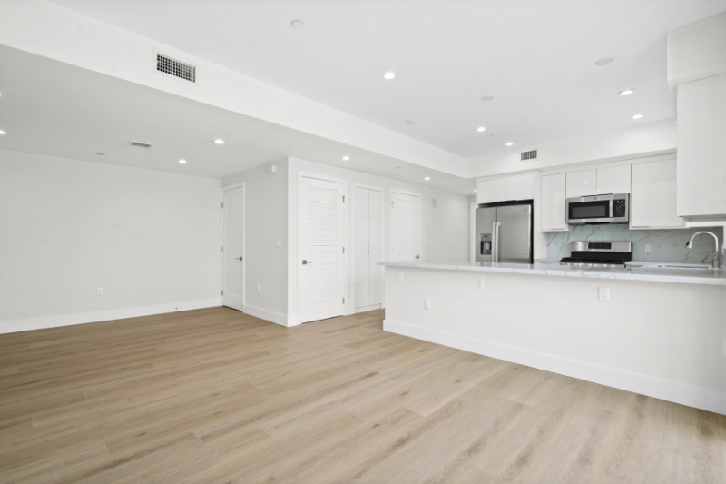 Unit for Rent in North Hollywood, CA