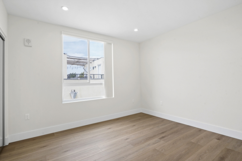 Unit for Rent in North Hollywood, CA
