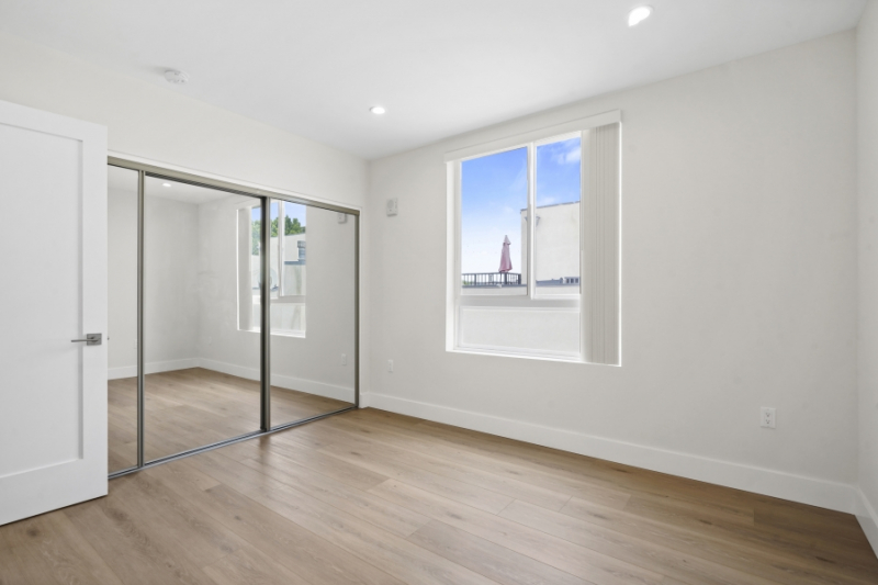 Unit for Rent in North Hollywood, CA