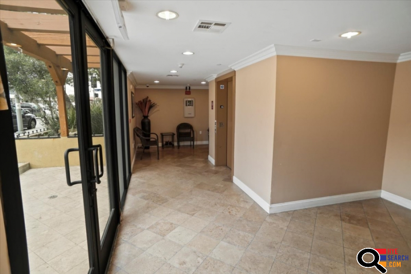 Condo for Rent in North Hollywood, CA