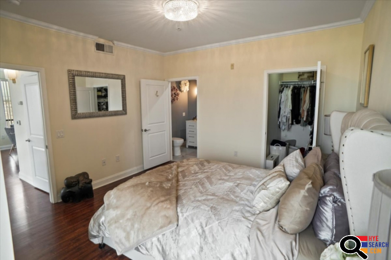 Condo for Rent in North Hollywood, CA