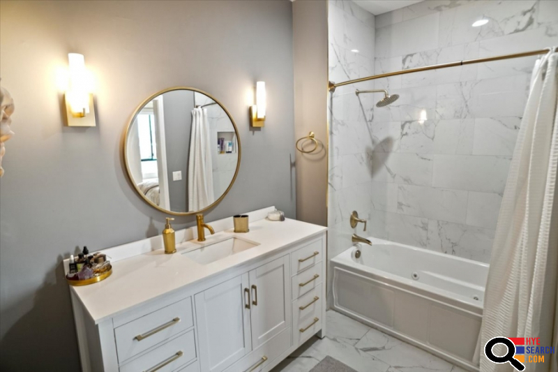 Condo for Rent in North Hollywood, CA