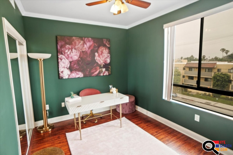 Condo for Rent in North Hollywood, CA