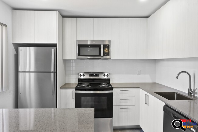 Front House for Rent in North Hollywood, CA