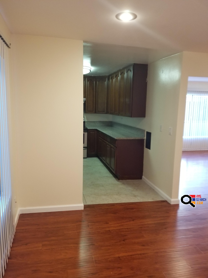 Condo for Rent in Van Nuys, CA