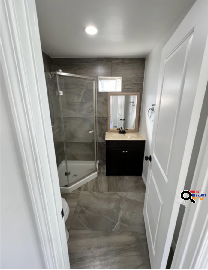  House for Rent in Van Nuys, CA