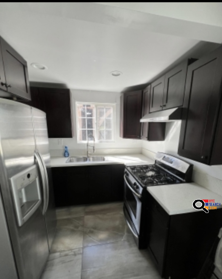  House for Rent in Van Nuys, CA