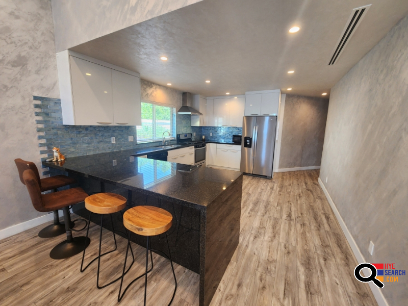House for rent in Van Nuys, CA