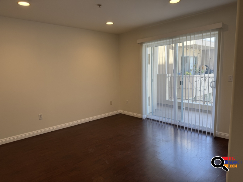  Condo for Rent in Van Nuys, CA