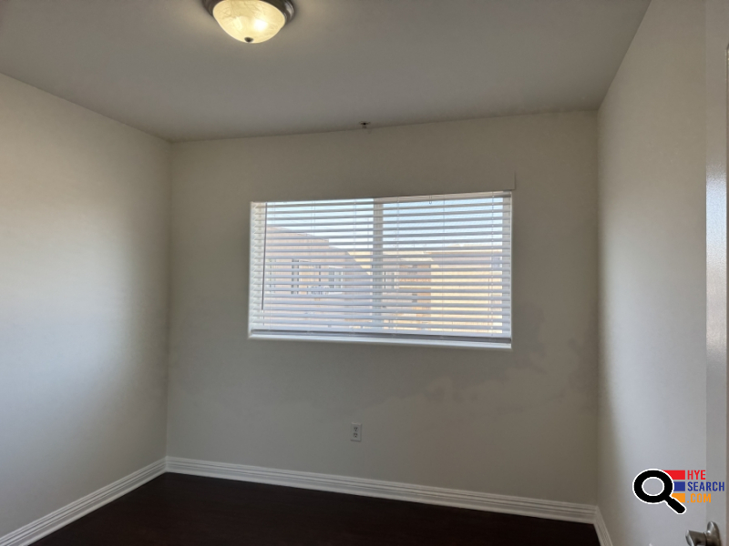 Condo for Rent in Van Nuys, CA