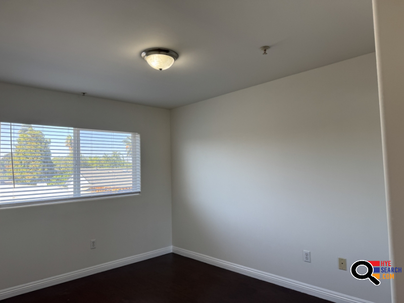  Condo for Rent in Van Nuys, CA