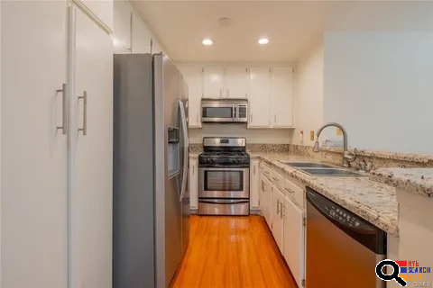  Condo for Rent in Van Nuys, CA