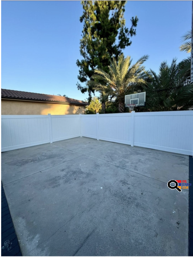 Unit for Rent in Northridge, CA