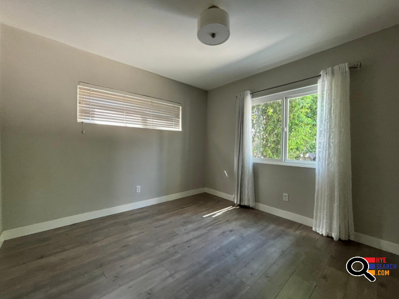  House For Rent in Granada Hills, CA