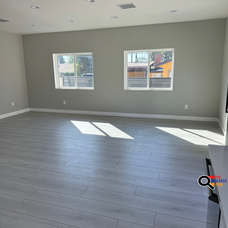 House For Rent in Granada Hills, CA