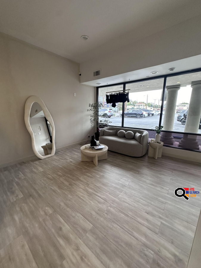 Beauty Space for Rent for Any Beauty Services in Tarzana, CA