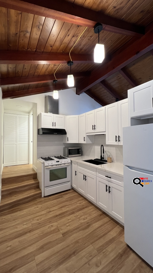 ADU for Rent - Gated, Private Entrance - Washer/Dryer, A/C in North Hollywood, CA